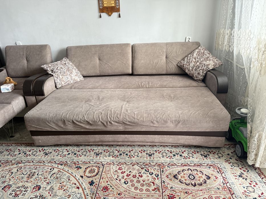 Продам диван в хорошем состоянии