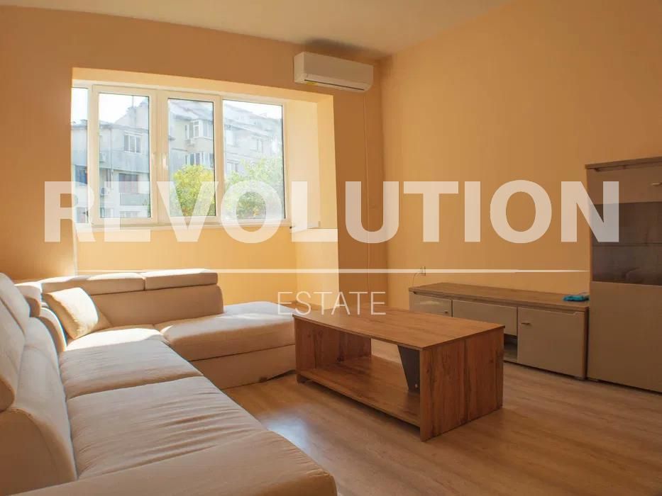 Дава се под наем Тристаен апартамент в Варна, Левски - 70 кв.м за 625 € - Снимка #3