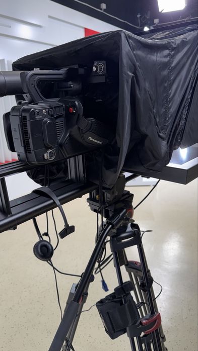 Prompter Datavideo TP-650 pentru tableta cu trepied