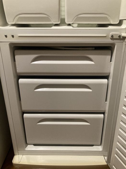 Холодильник Stinol