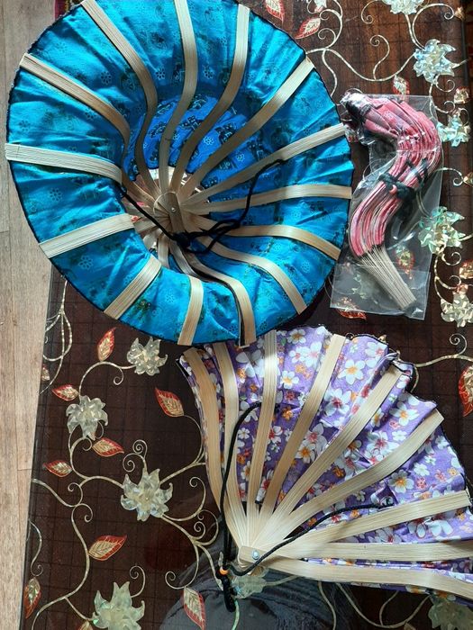 Веер+Шляпа от солнца! Два в одном!