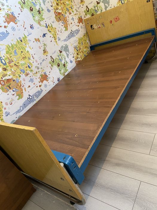 Продам Кровати …..