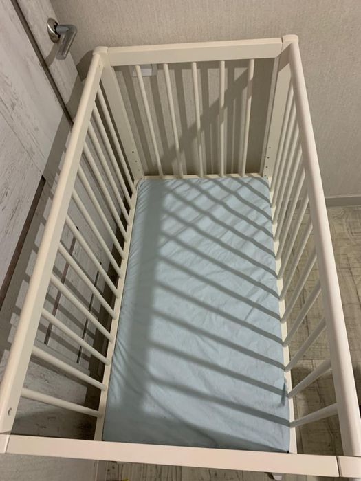 Продам детскую кроватку