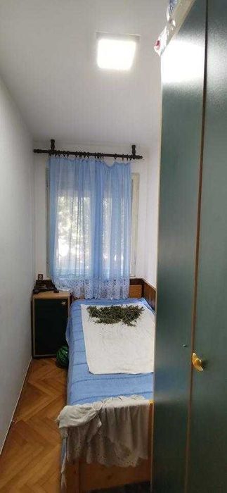 Дава се под наем Тристаен апартамент в Пловдив, Захарна фабрика - 85 кв.м за 418.2 € - Снимка #11