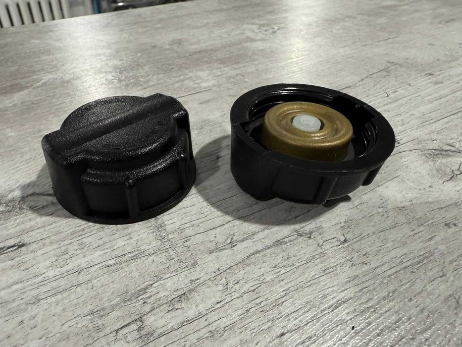 крышка расширителя ГАЗель