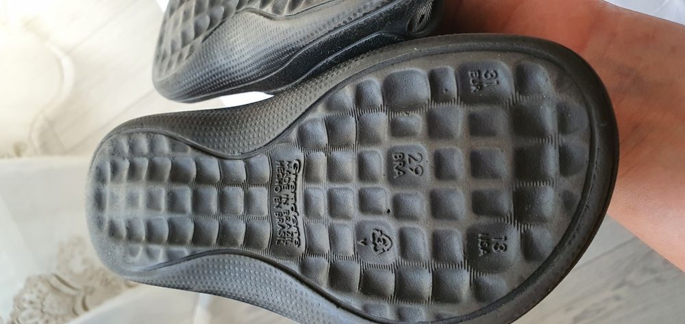 Туфли, аквашузы, акваобувь, сланцы