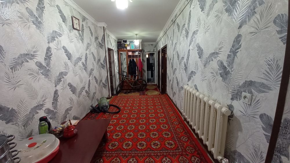 2 хонали квартира сотилади.