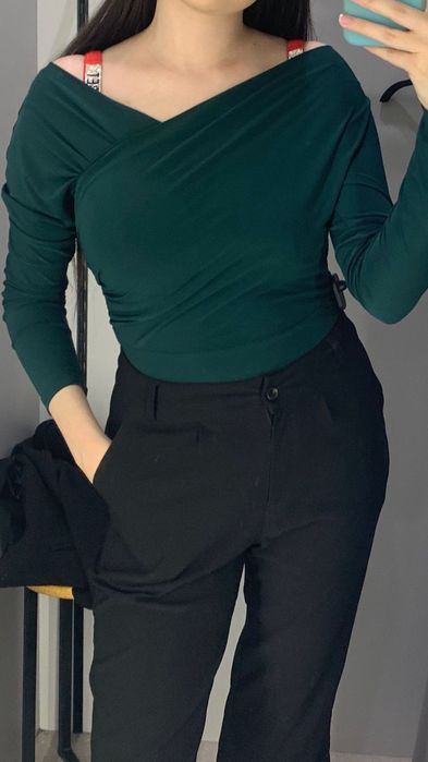 Продается кофточка-боди