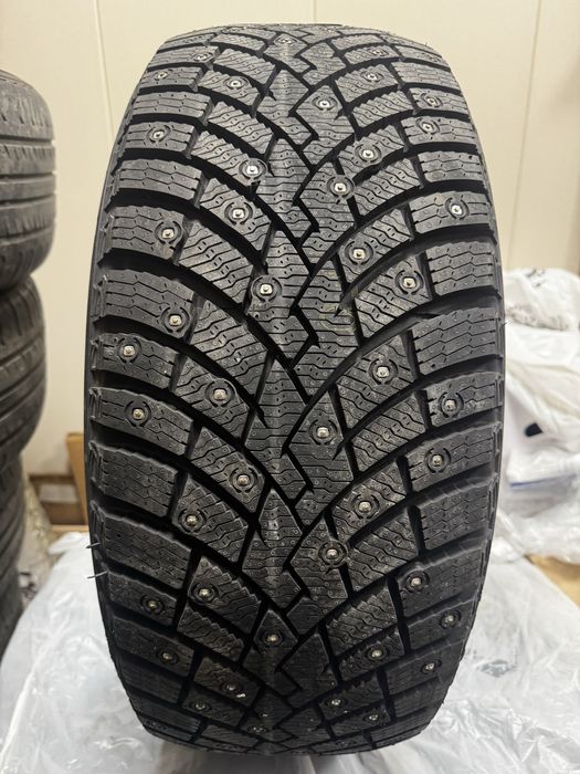 Pirelli Ice Zero 2 235/50 R18 101H с шипами