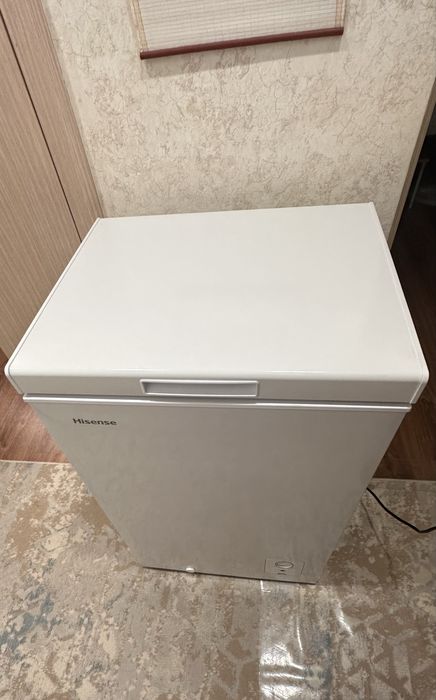Продам морозильную камеру Hisense 95 литров