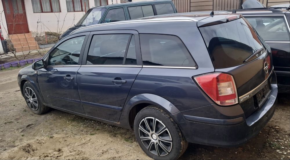 Opel Astra H, an 2010, 1.7 CDTI