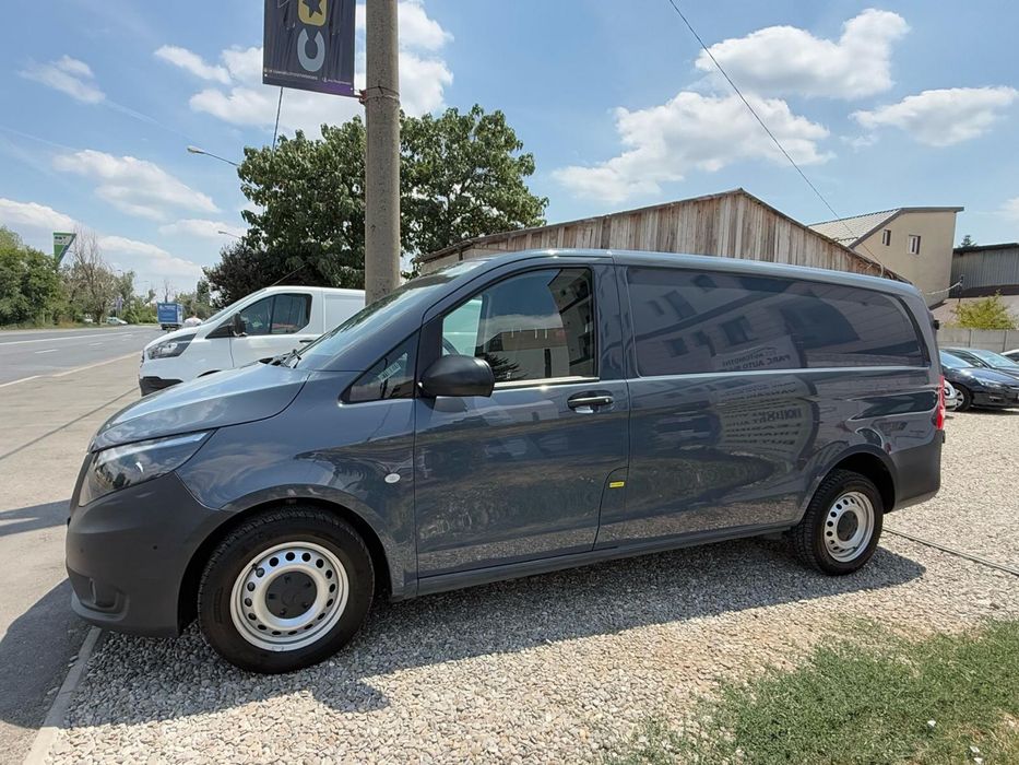 Mercedes Benz Vito