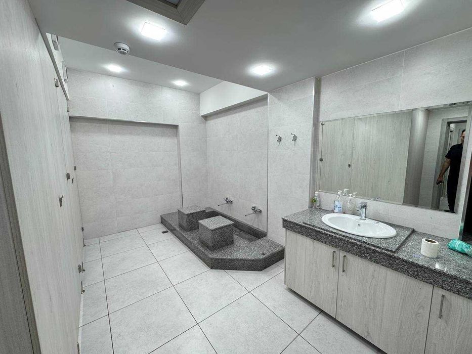 Срочно Продается НЕЖИЛОЕ Помещение 324м2 Ор-р Бибигон Кафе