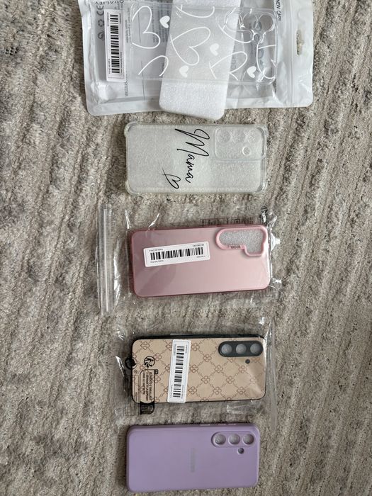 Отдам чехлы на Самсунг s25