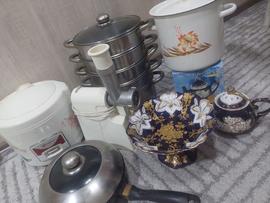 Срочно продаётся  мультиварка