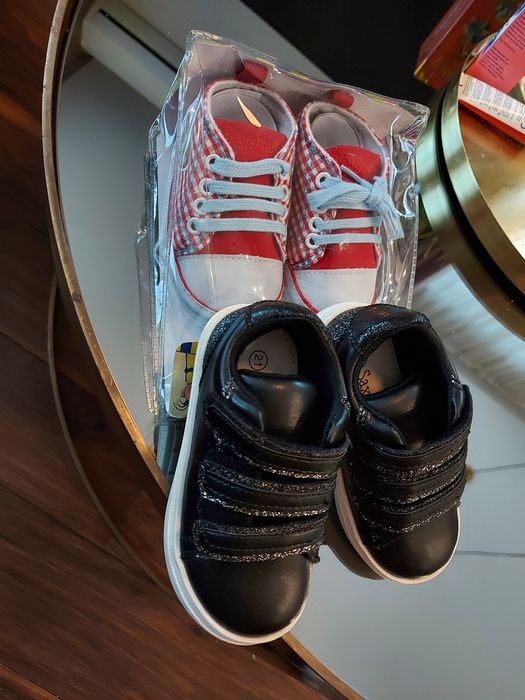 Бебешки обувки 18 и 21 номер