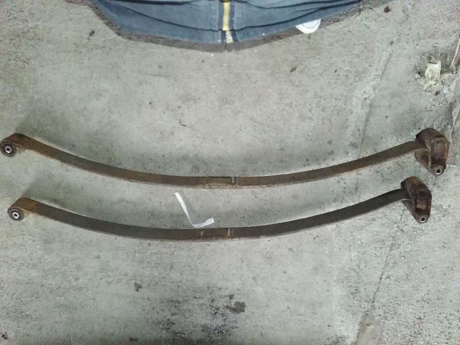 Arcuri spate Mercedes Sprinter 2009