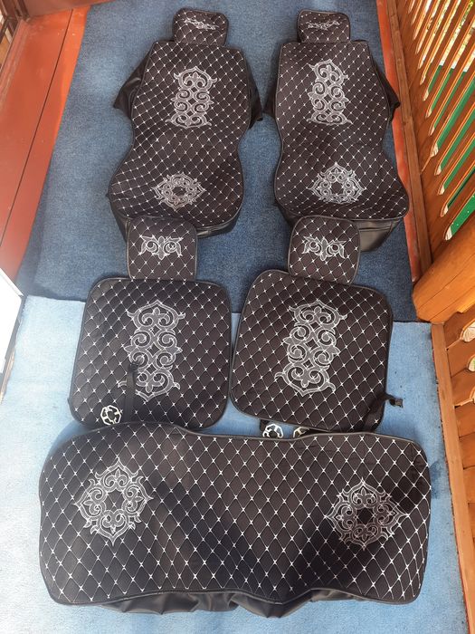 Продам автомобильные чехлы