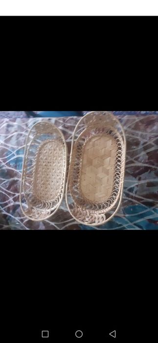 Кристални чаши, два панера за хляб, преса за сладки