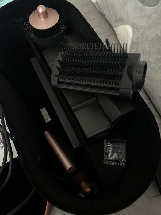 Dyson с гаранция до ноември 27г