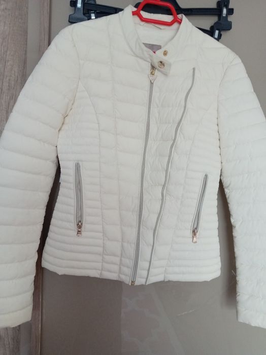 Jaketa  fete Guess xs