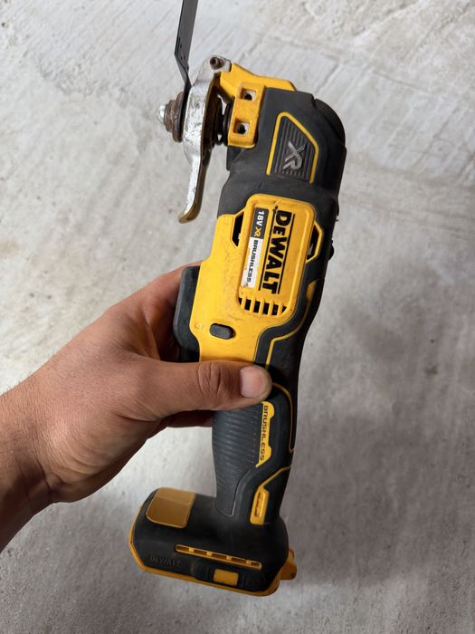 Dewalt DCS355 мултитул