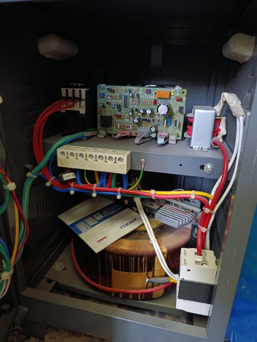 Стабилизатор SVF-D15000VA 110V-250V