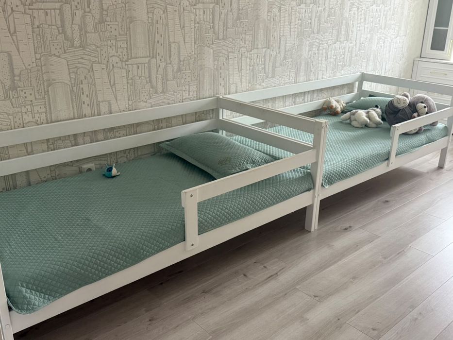 Продам кровати с матрасом