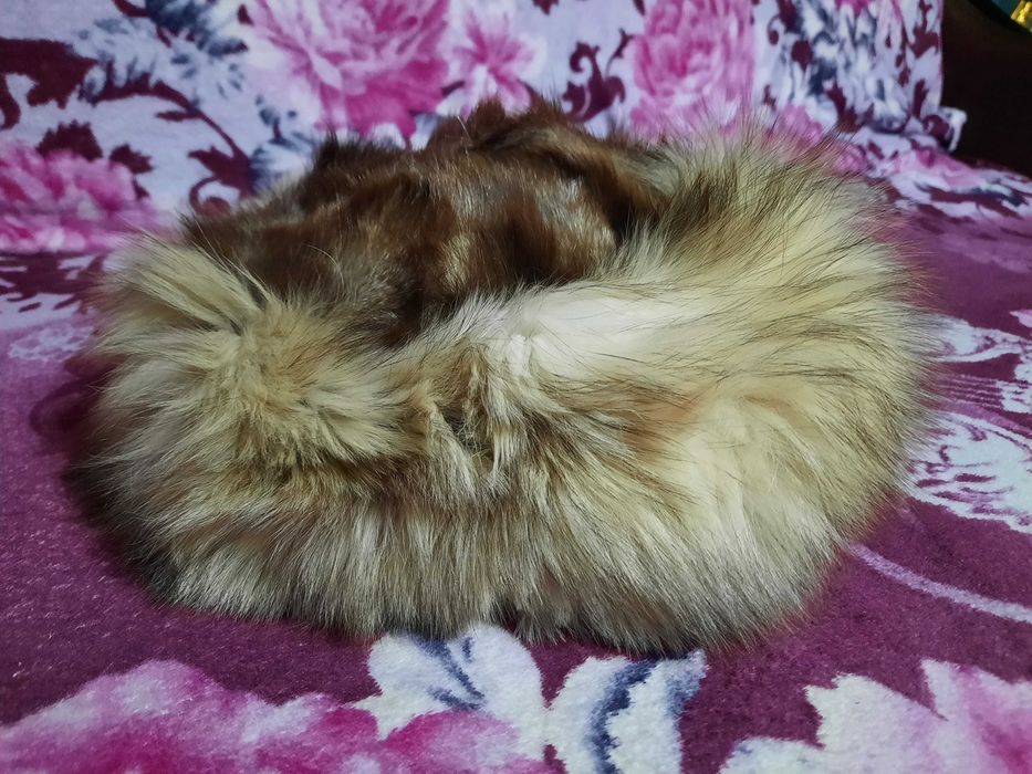 Caciula vulpe polara transport gratuit