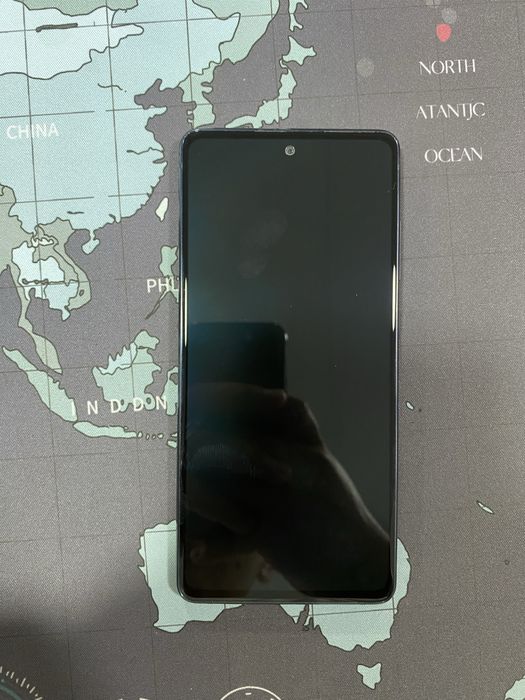 Samsung s20 fe sotiladi