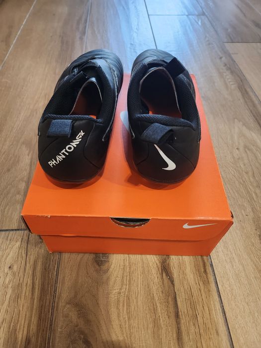 Футболни бутонки Nike 38,5