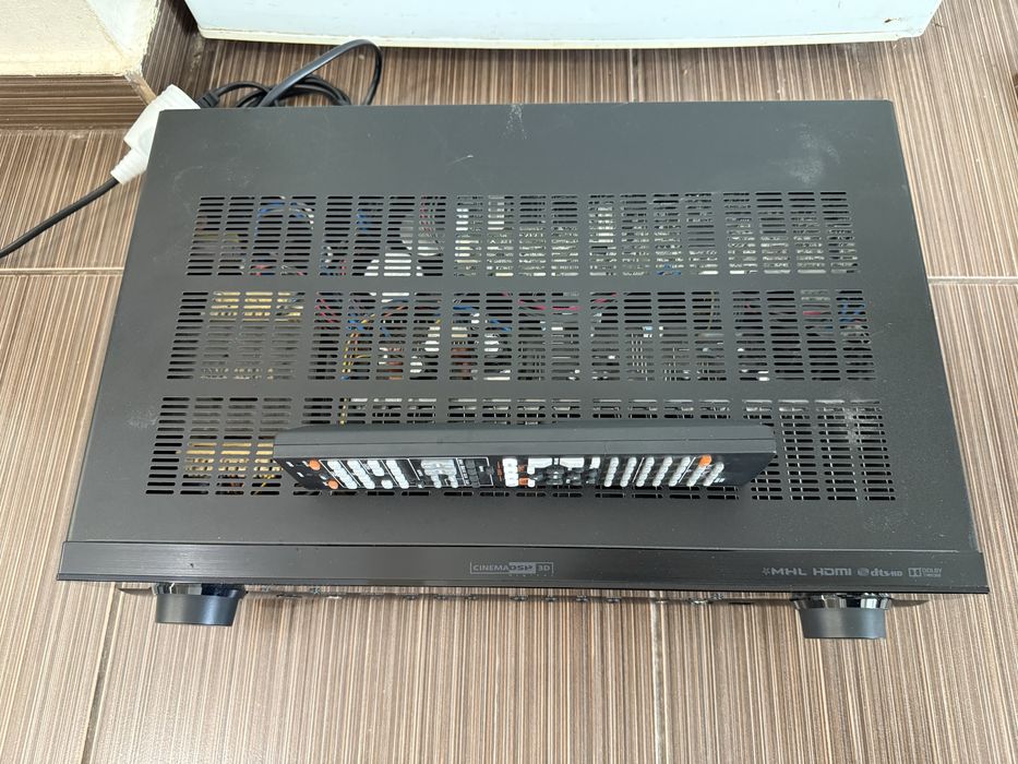 Yamaha RX-S600 5.1 ресивър