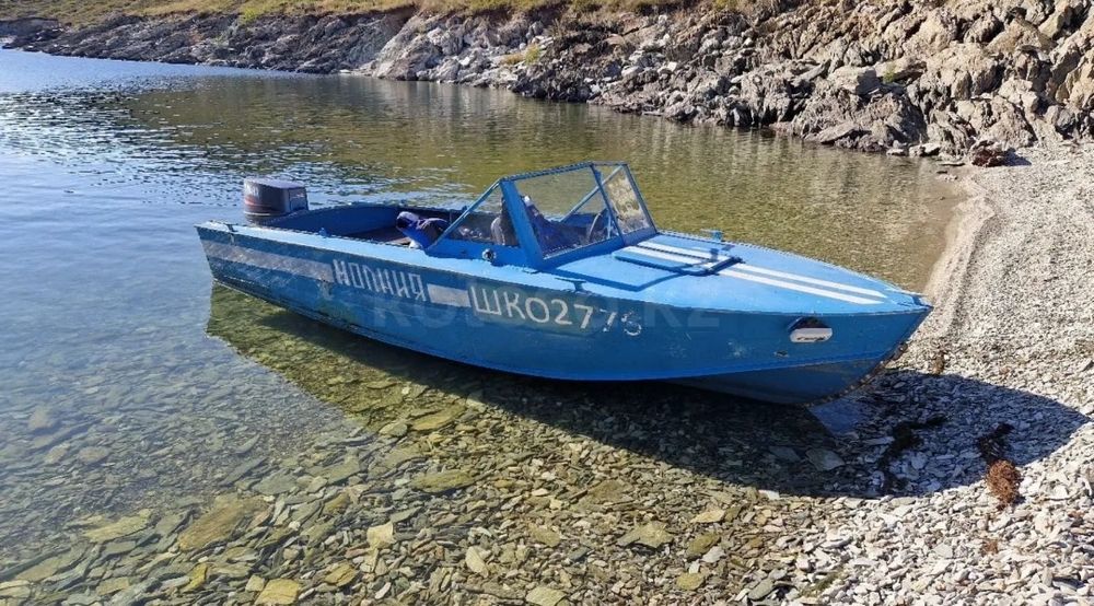 Катер/Лодка Прогресс 4