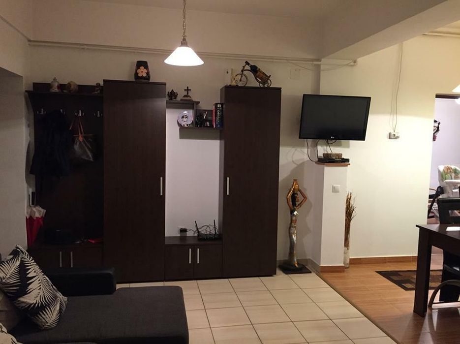 Inchiriez apartament 3 camere Cartierul Latin