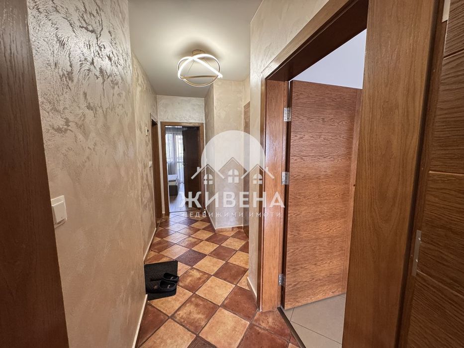 Дава се под наем Тристаен апартамент в Варна, ВИНС - 140 кв.м за 1196.97 € - Снимка #6