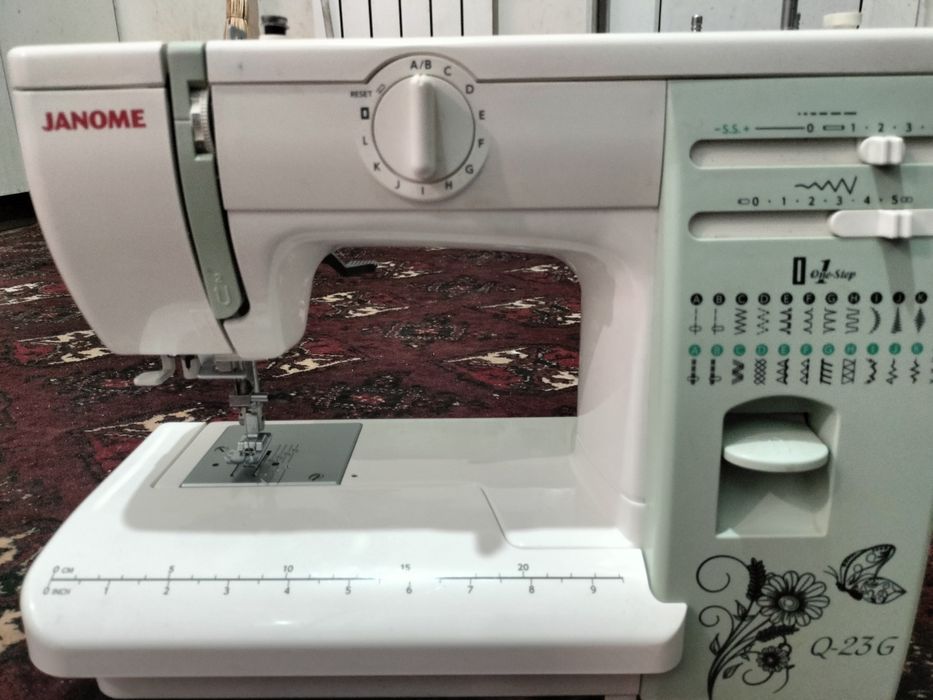 Швейная машина janume Q23G