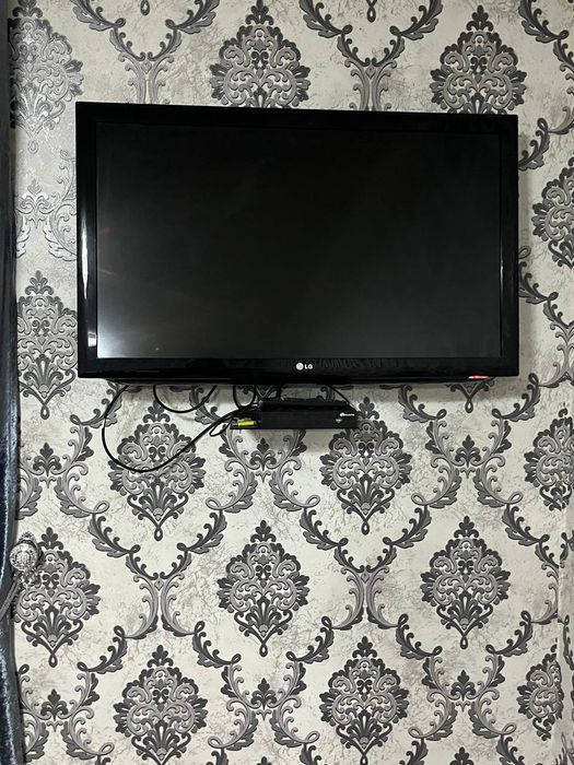 LG TELEVIZOR,Tunneri bilan