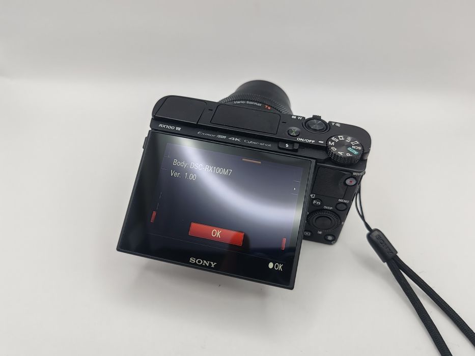 Camera compactă Sony RX100 VII, Mark vii, 7