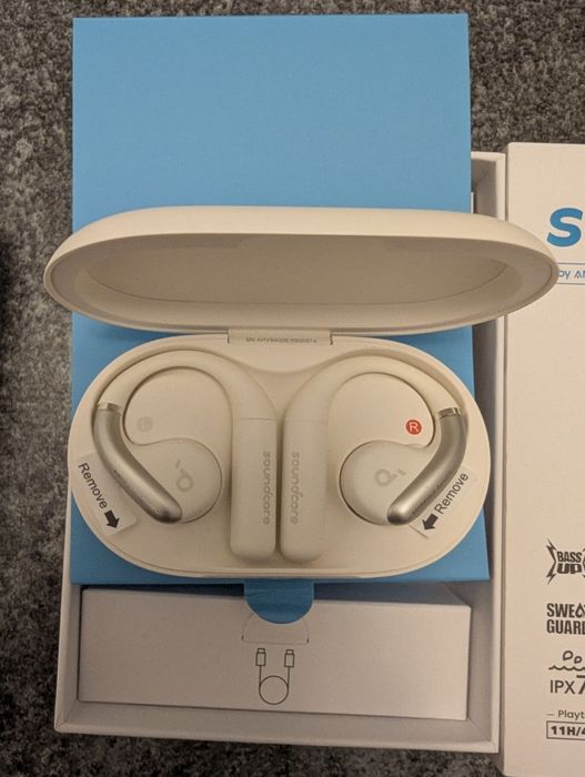 Soundcore aerofit