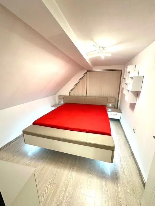 Дава се под наем Тристаен апартамент в Варна, Колхозен пазар - 70 кв.м за 498.27 € - Снимка #3