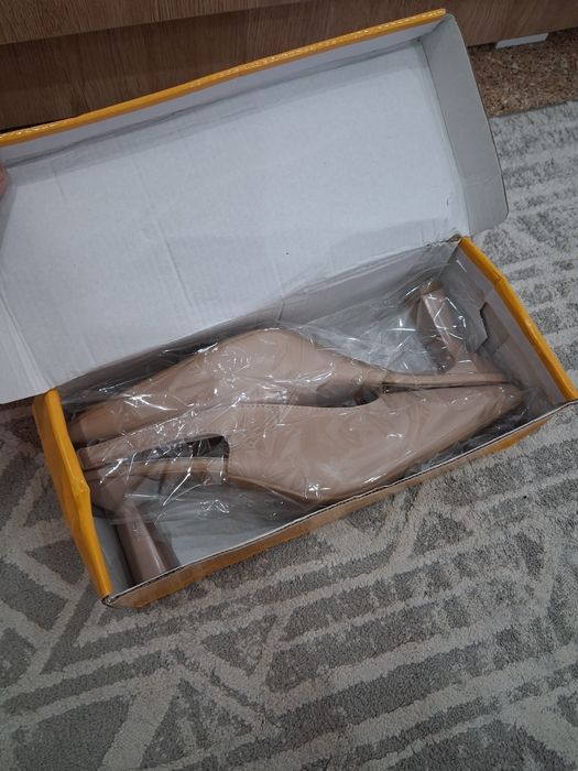 Женская обувь лето