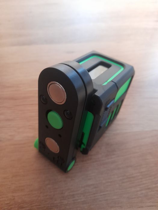 Nivela laser verde NOUĂ