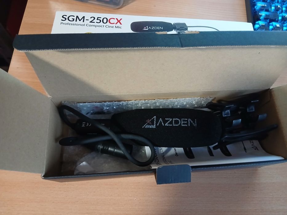 Microfon Azden profesional