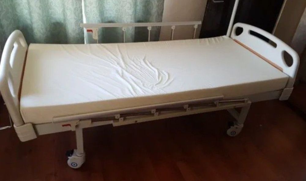 Медицинско легло под наем -напълно оборудвано.