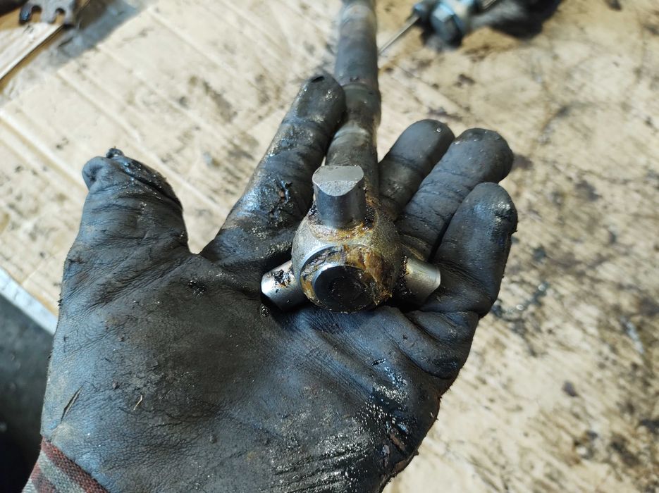 Полуоска Предна Лява Mercedes W211 E class Tmodel 4matic 320CDI