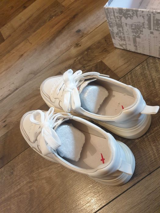 Pantofi piele Gryxx albi 39