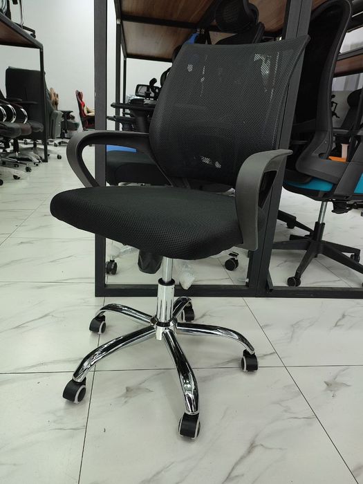 Офисное кресло SOLO в рассрочку