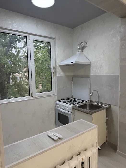 СРОЧНО Ялангач! Продается 1-комнатная! Институт Культуры 35м2!