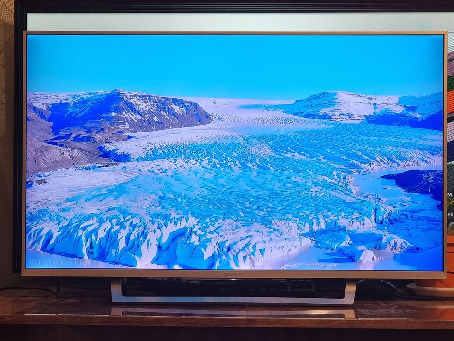 Телевизор / Sony - 43" - FullHD , Цифрова + Ефирна