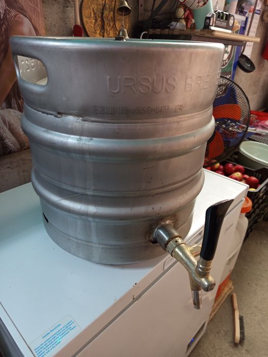 Butoi vin 30 l cu canea